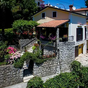 Dolores Apartman Abbázia